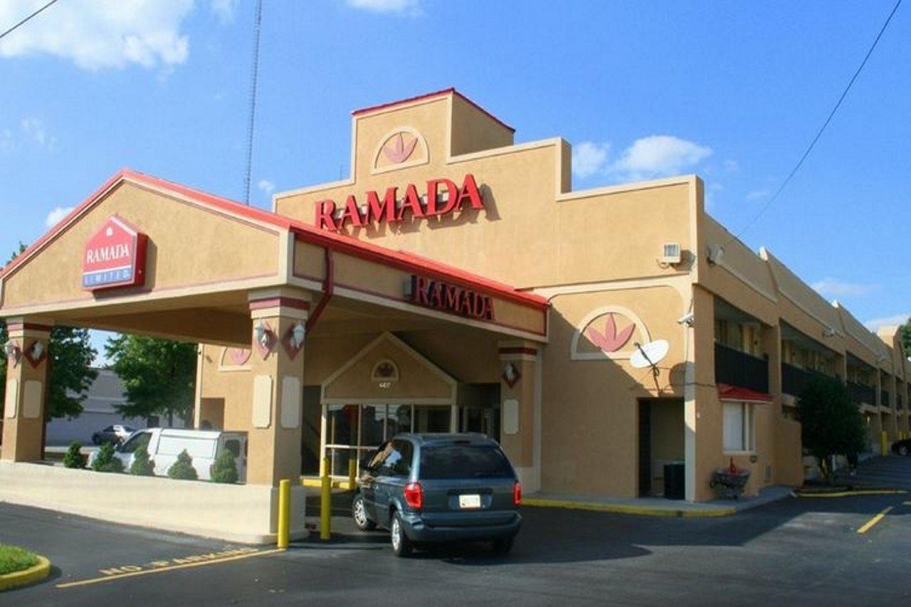 Ramada By Wyndham Baltimore West Экстерьер фото